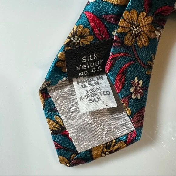 Vintage Oscar de la Renta Couture Men's Neck Tie – Silk Velour, GORGEOUS !! - Picture 10 of 11